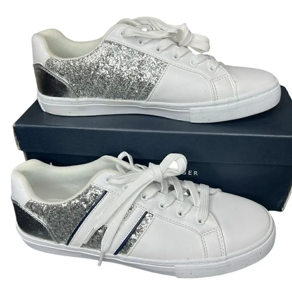 NEW Tommy Hilfiger Women’s Lemmi White Silver Blink Sneaker 8.5M